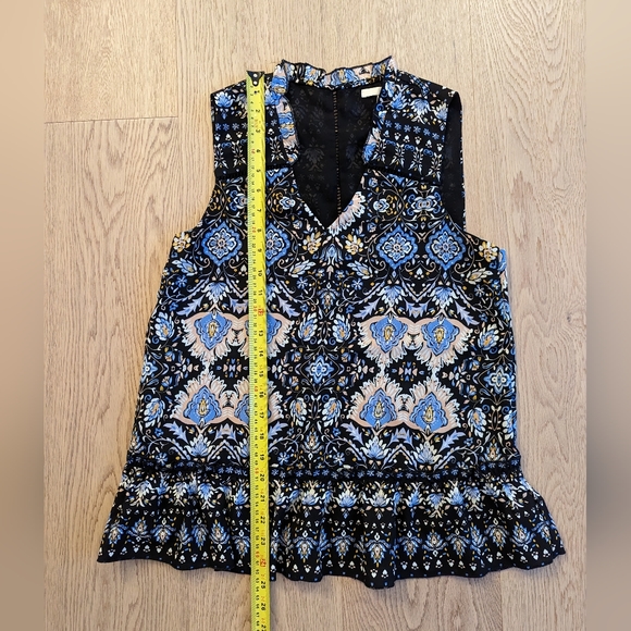 Top - Picture 2 of 6